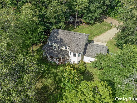 3rd image of 18751 Windingbrook Pl