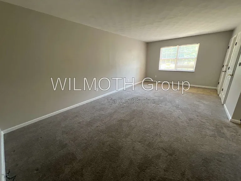 1310 Millerwood Dr #2 — Photo 3