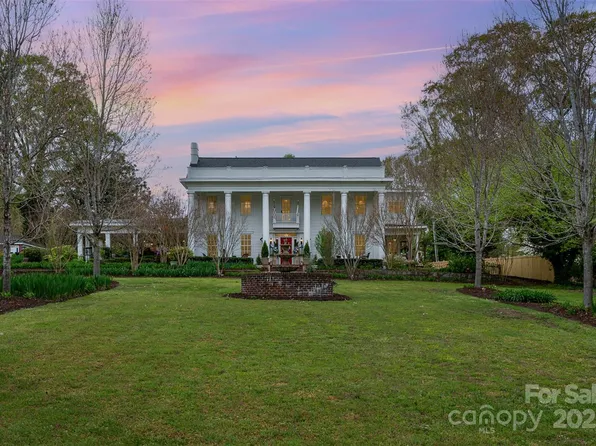 1313 S York Rd, Gastonia, NC 28052