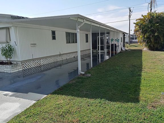 3rd image of 270 Denmark Ave
