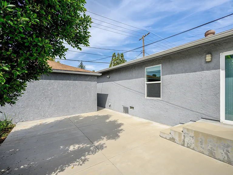 609 N Fairview St — Photo 26