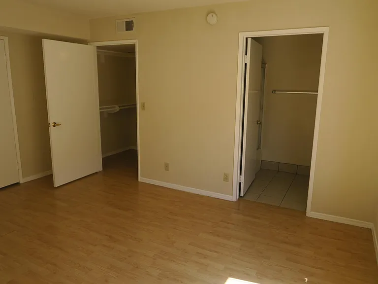 13610 Moorpark St #105A — Photo 13