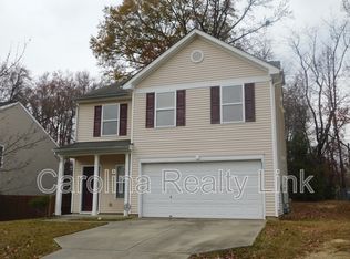 3131 Decapolis Dr, Charlotte, NC 28215