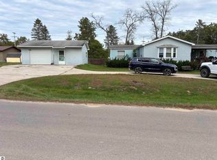 5013 Turner Pine Dr, Prescott, MI 48756