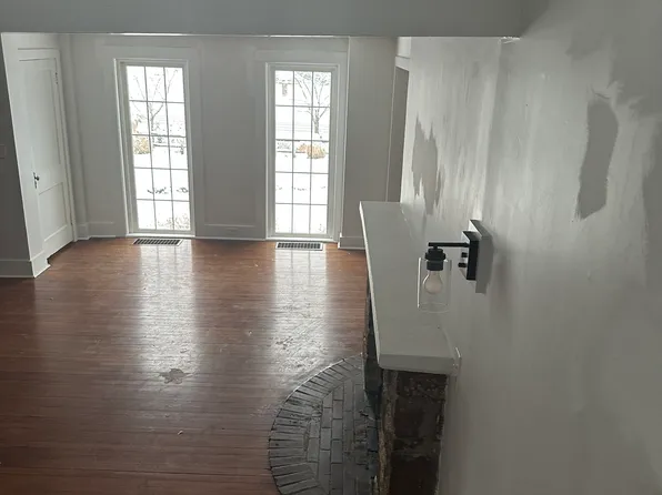 552 White Plains Rd #552, Trumbull, CT 06611