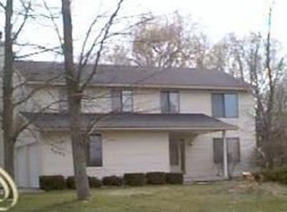 5099 Patrick Rd, West Bloomfield, MI 48322