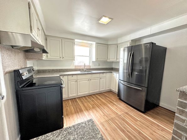 735 Brownsville Rd APT 2