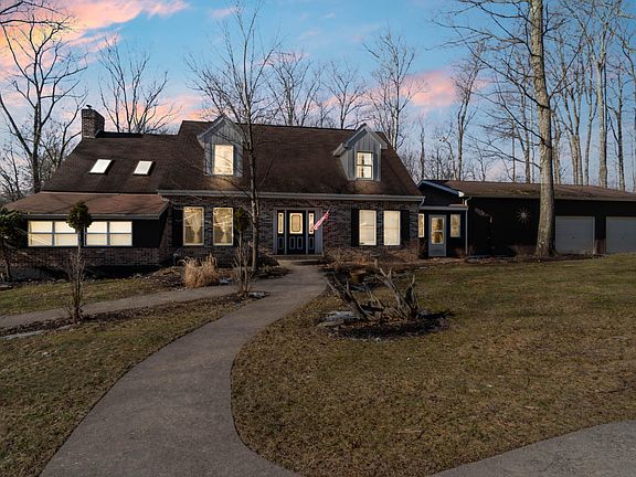 5th image of 3344 Bay Rd