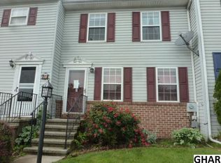 16 Red Barberry Dr, Etters, PA 17319