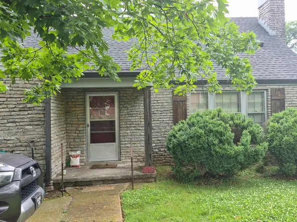 219 8th Ave S, Lewisburg, TN 37091