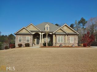 15 Wilshire Ln, Oxford, GA