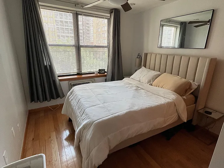 140 E 31st St #61 — Photo 5