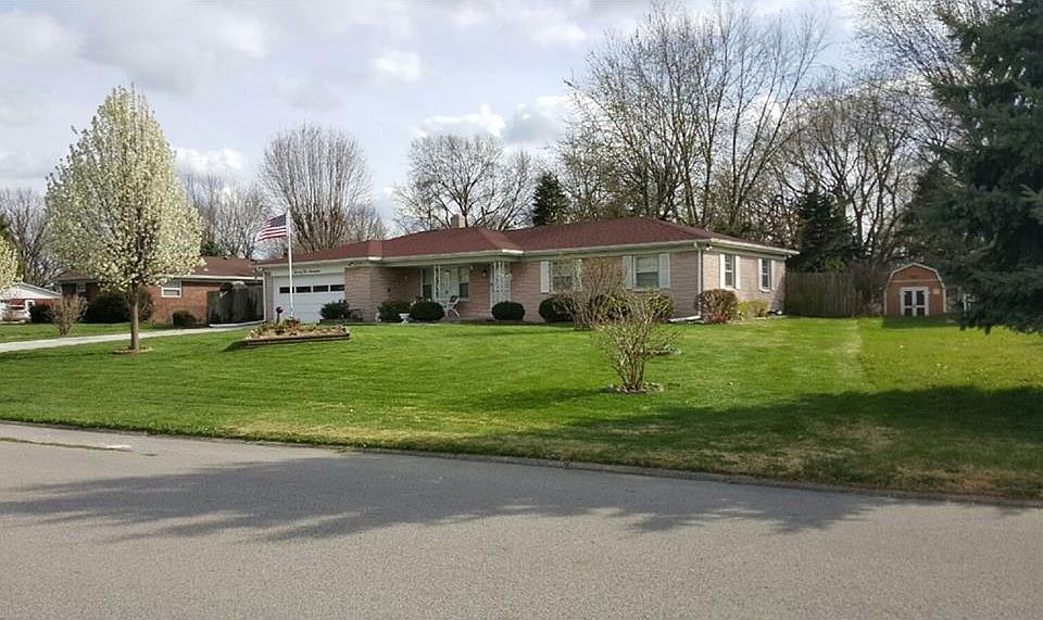 1st image of 7217 Castle Manor Dr