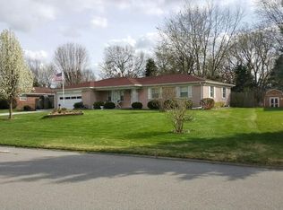 7217 Castle Manor Dr, Indianapolis, IN