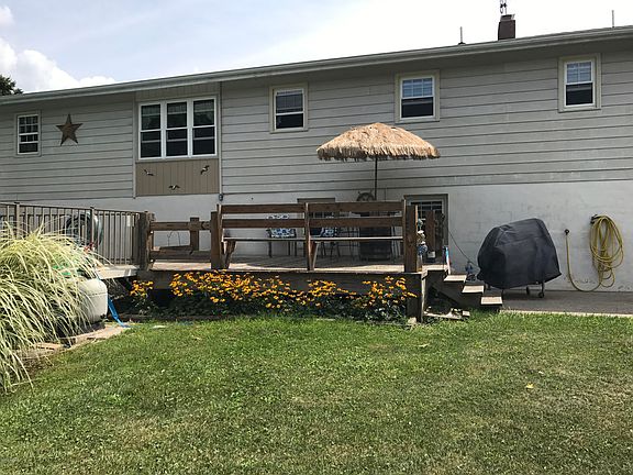 3rd image of 12 Abbey Ln