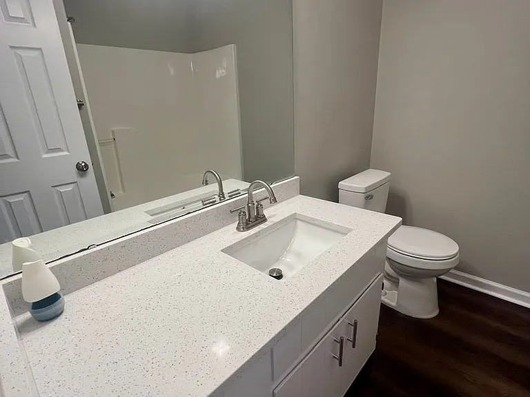 303 Dare St — Photo 14