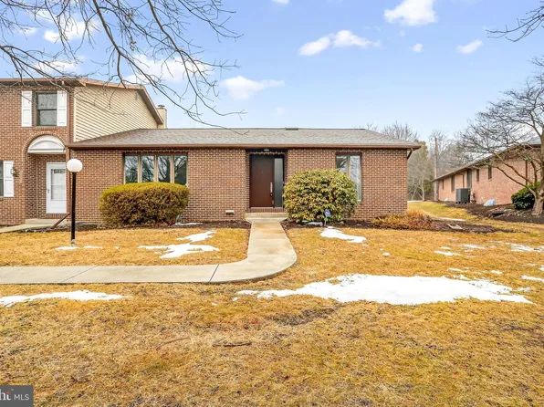 3818 Laraby Dr, Harrisburg, PA 17110