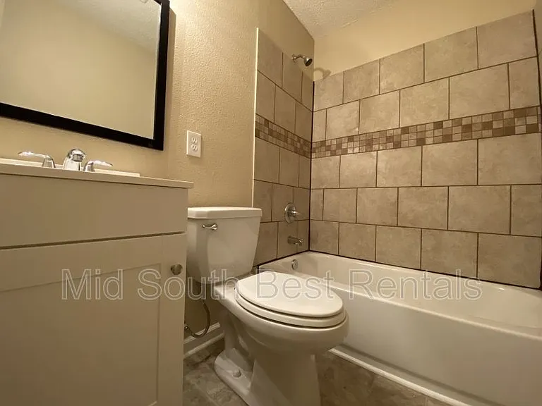 1407 Mill Rd — Photo 2