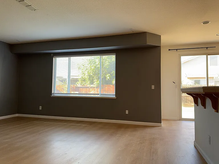 2921 Bowens Ln — Photo 6