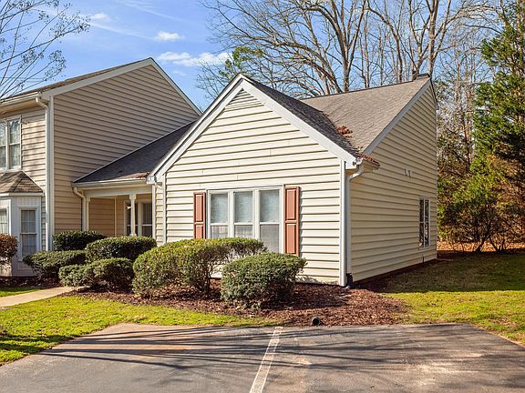 3rd image of 109 Linville River Rd