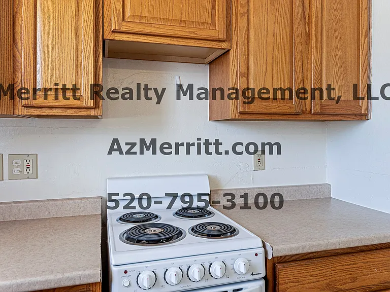 1598 N Fremont Ave #2 — Photo 10