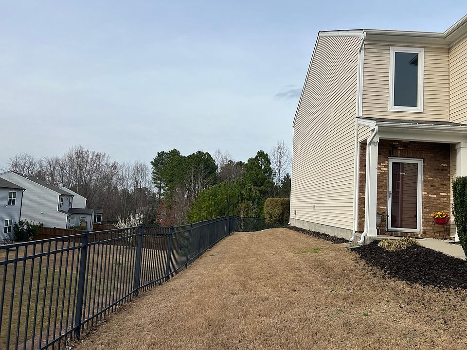 8101 Yaxley Hall Dr, Raleigh, NC 27616 Zillow