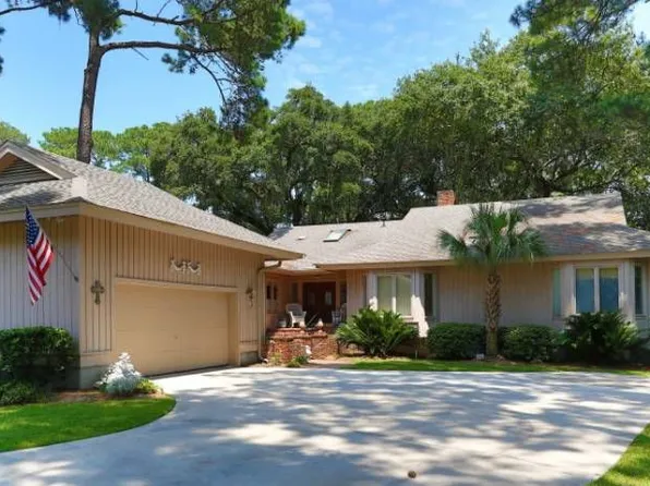 31 Heritage Rd, Hilton Head Island, SC 29928
