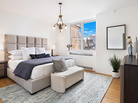 4th image of 263 W End Ave APT 16E
