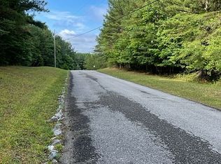 330 Ridge Wood Ln, Spencer, TN 38585