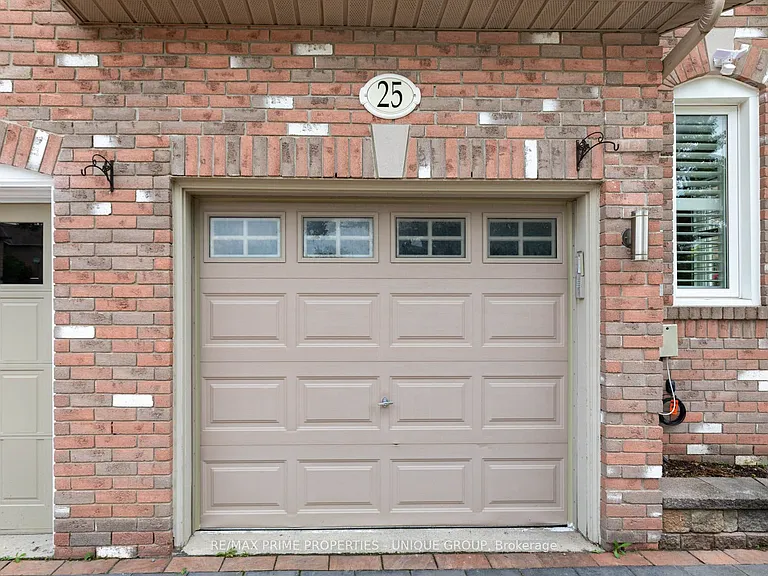 25 Pine Gate Pl — Photo 49