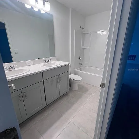 424 Wayland Dr — Photo 14