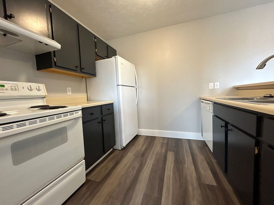 940 S 27th St Clarinda IA Zillow