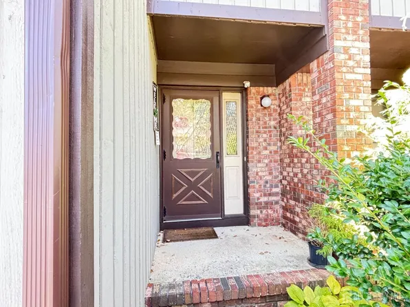 81 Letts Ct, Matawan, NJ 07747