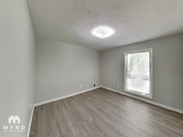 276 Grist Mill Ln — Photo 13