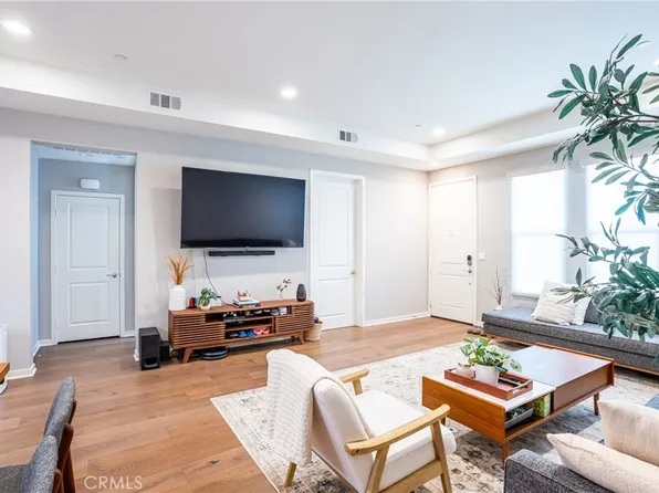 616 Trailblaze, Irvine, CA 92618