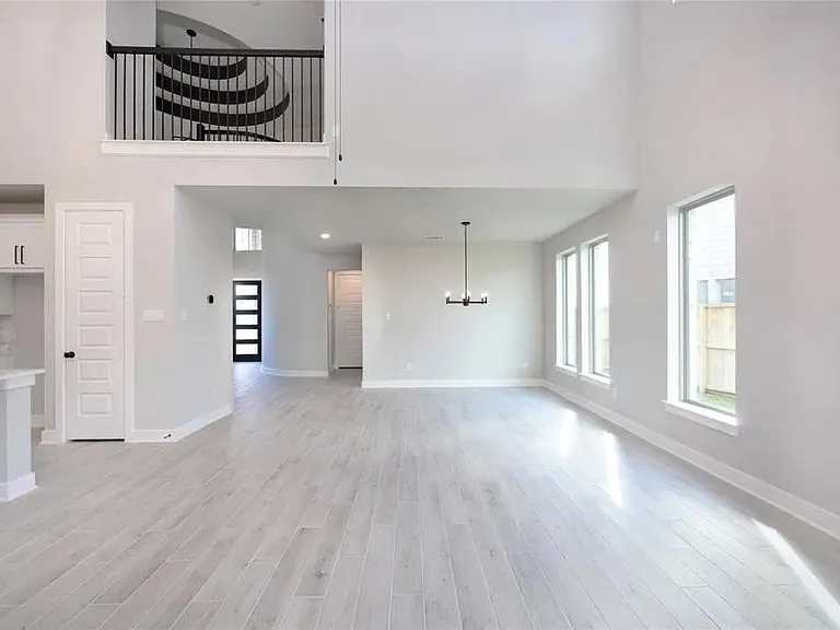 24130 Elkhorn Glen Ln — Photo 8