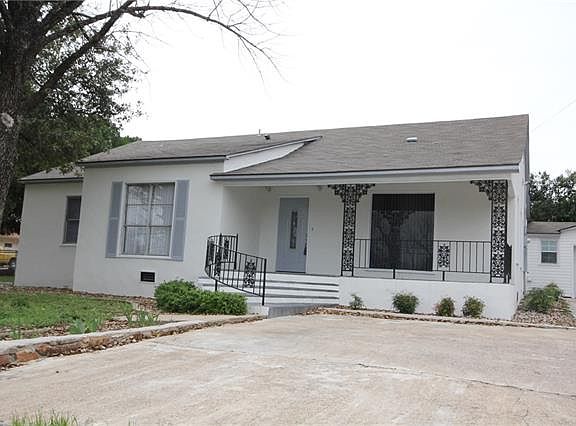 2nd image of 1901 Skyline Dr