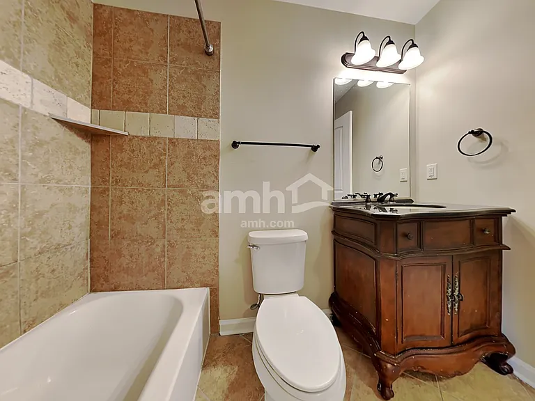 6900 Lagrange Grove Dr — Photo 14
