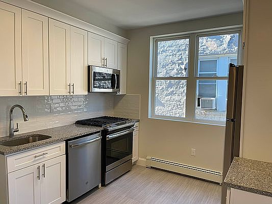 3rd image of 25-29 46th St #B