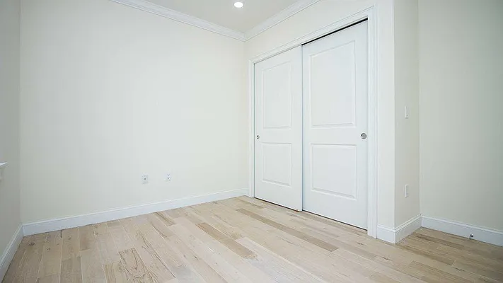 Rented by Nooklyn NYC LLC | media 13