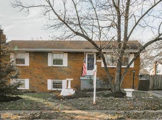 311 E Brunswick St, Sterling, VA 20164