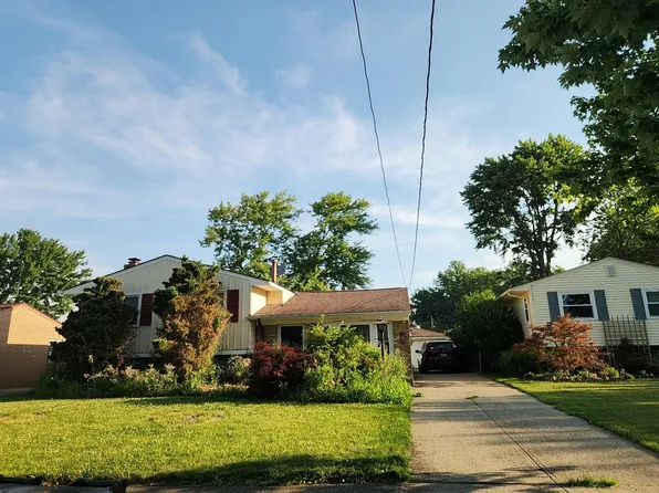 952 Wilder Ave, Elyria, OH 44035