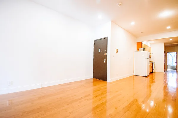 Rented by Skyward | media 12