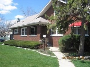 154 S 15th Ave, Maywood, IL 60153