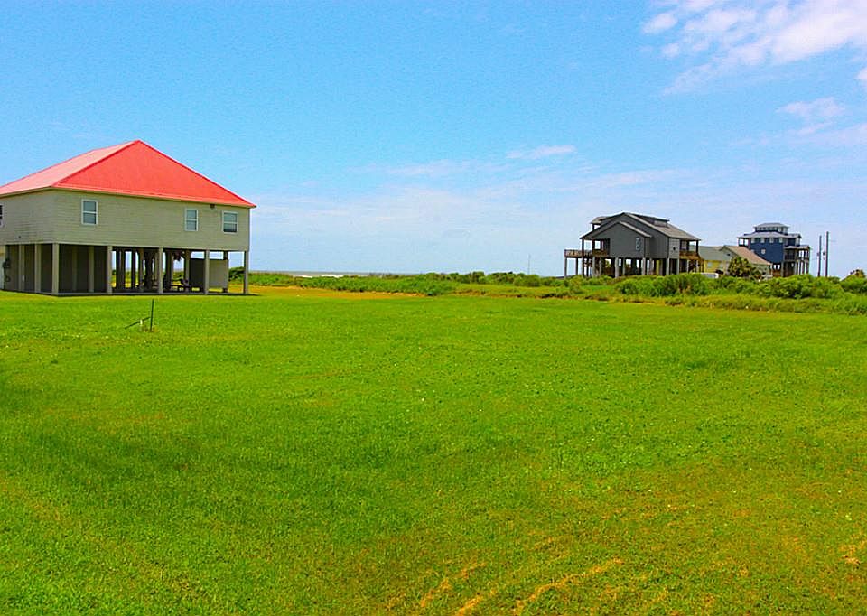 1st image of 979 Bolivar Dunes Blvd