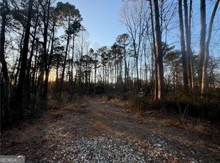 151 Mountain View Rd SE, Acworth, GA 30102