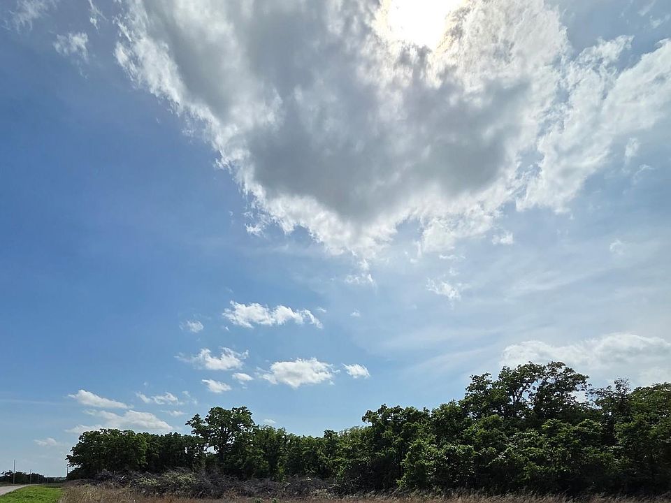 2nd image of E Camelback Rd