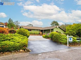 5783 La Sierra Dr, Santa Rosa, CA 95409