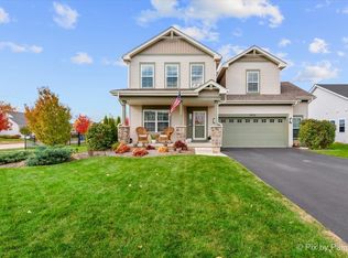 1622 Fairfield Dr, Elburn, IL 60119