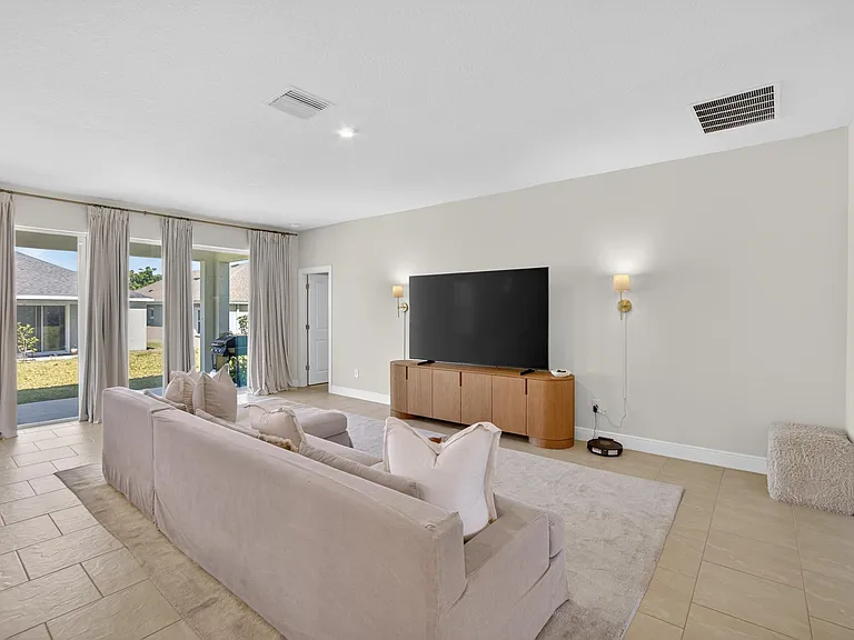 6196 Hidden Branch Dr — Photo 23